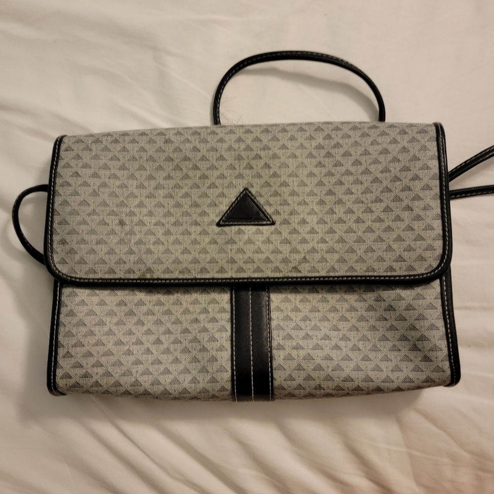 Vintage Liz Claiborne cross body